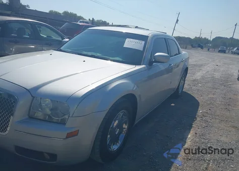 2006 Chrysler 300 Touring from USA, damaged, VIN 2C3LA53GX6H107937